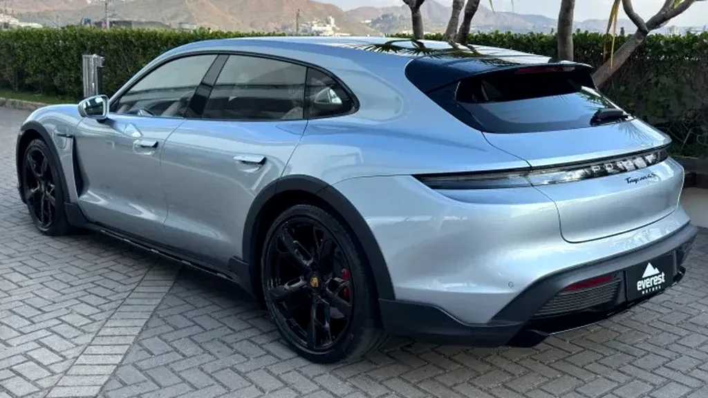 Porsche Taycan - Imagem 6