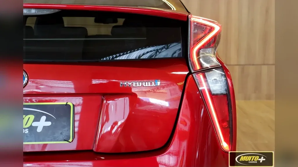 Toyota Prius Gen-4 - Imagem 17