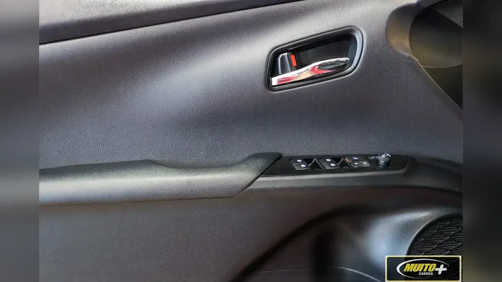 Toyota Prius Gen-4 - Imagem 18