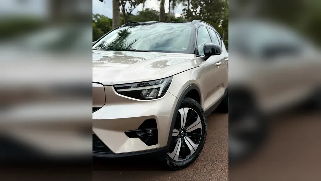 Volvo XC40 Recharge - Imagem 3