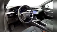 Audi E-tron Sportback - Miniatura 11