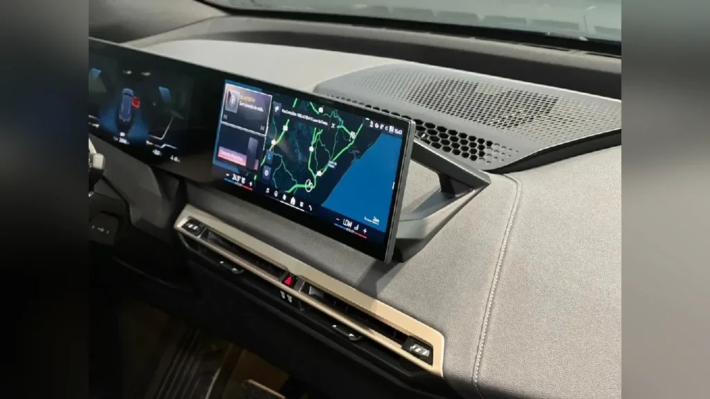 BMW Ix - Imagem 13