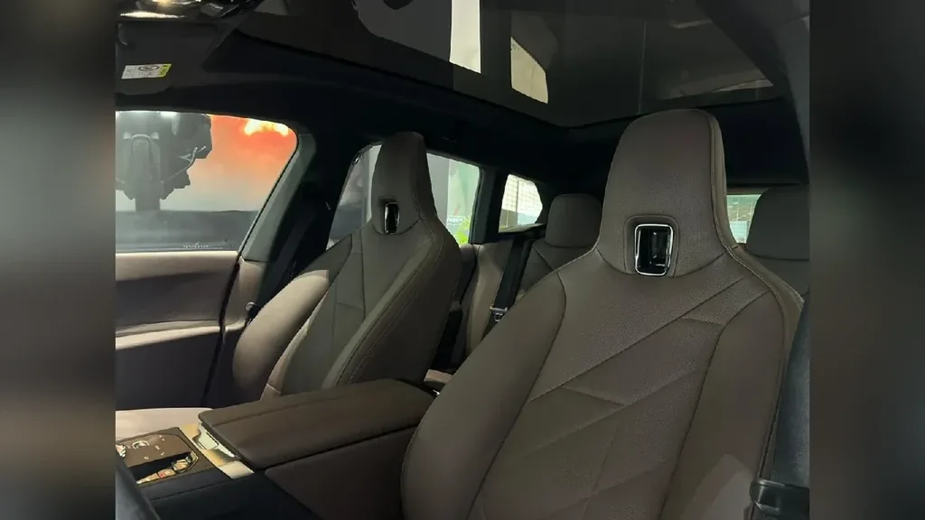 BMW Ix - Imagem 15