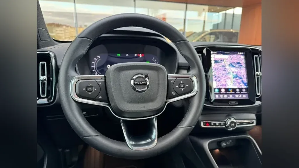 Volvo Ec40 - Imagem 10