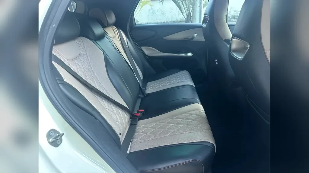 BYD Dolphin - Imagem 9