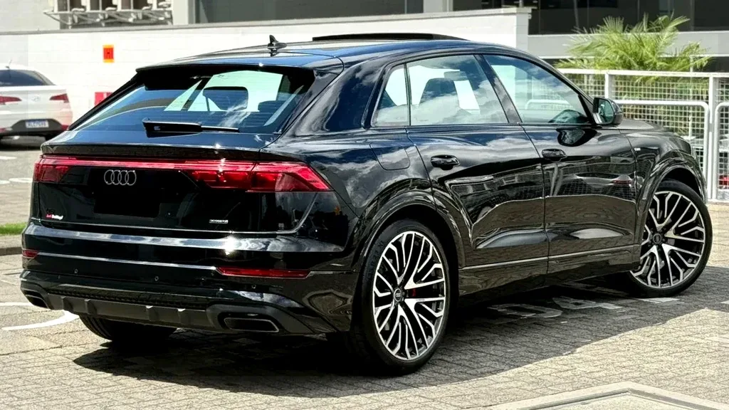 Audi Q8 E-tron - Imagem 2