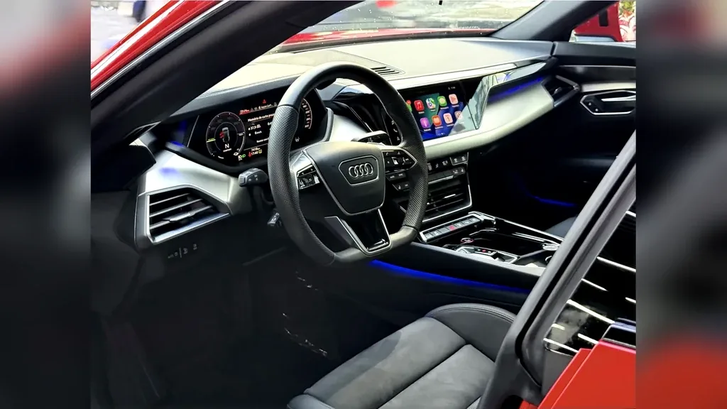 Audi E-tron S Sportback - Imagem 2