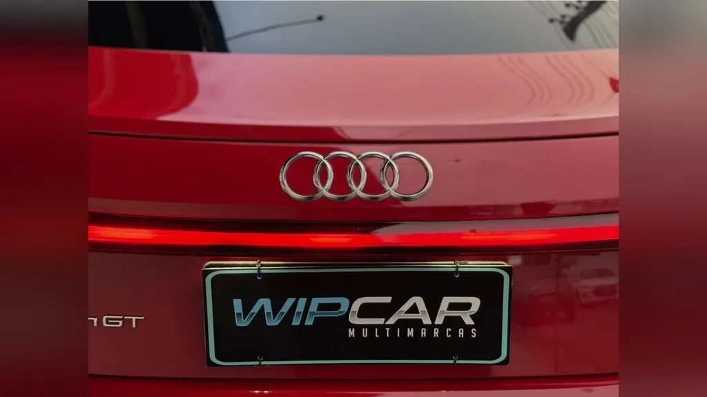 Audi E-tron S Sportback - Imagem 17