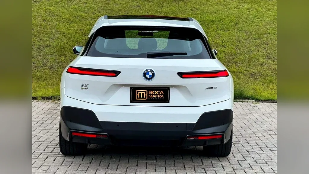 BMW Ix - Imagem 5