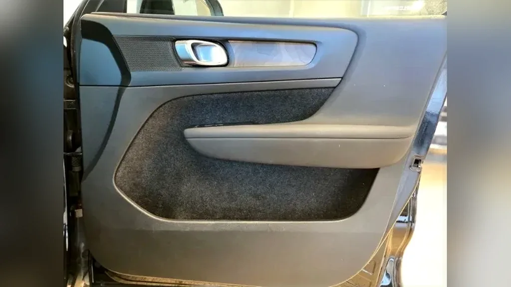 Volvo C40 Recharge - Imagem 9