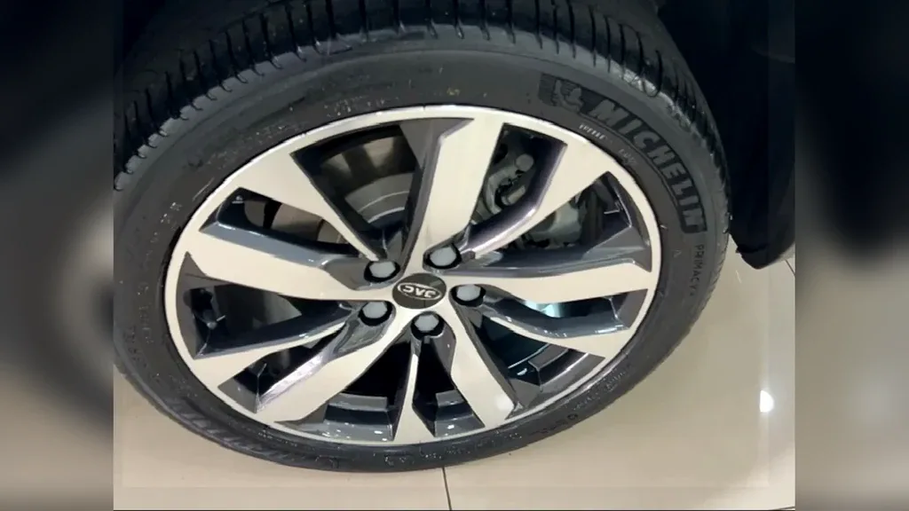 JAC E-js4 - Imagem 8