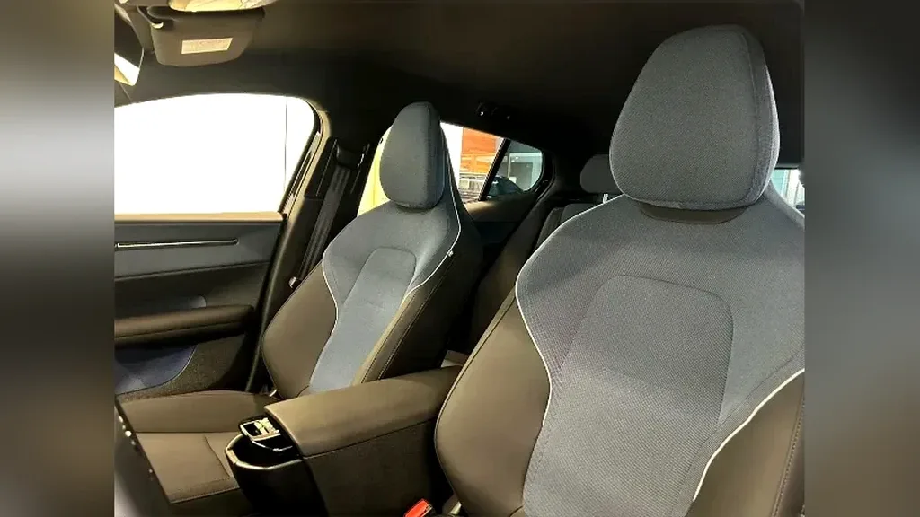 Volvo EX30 - Imagem 14