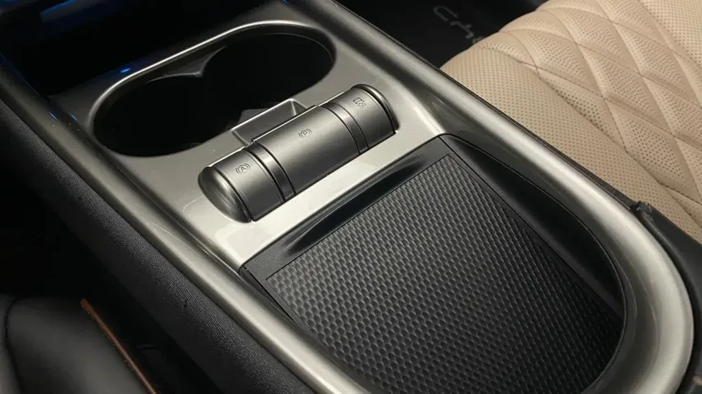 BYD Dolphin - Imagem 13