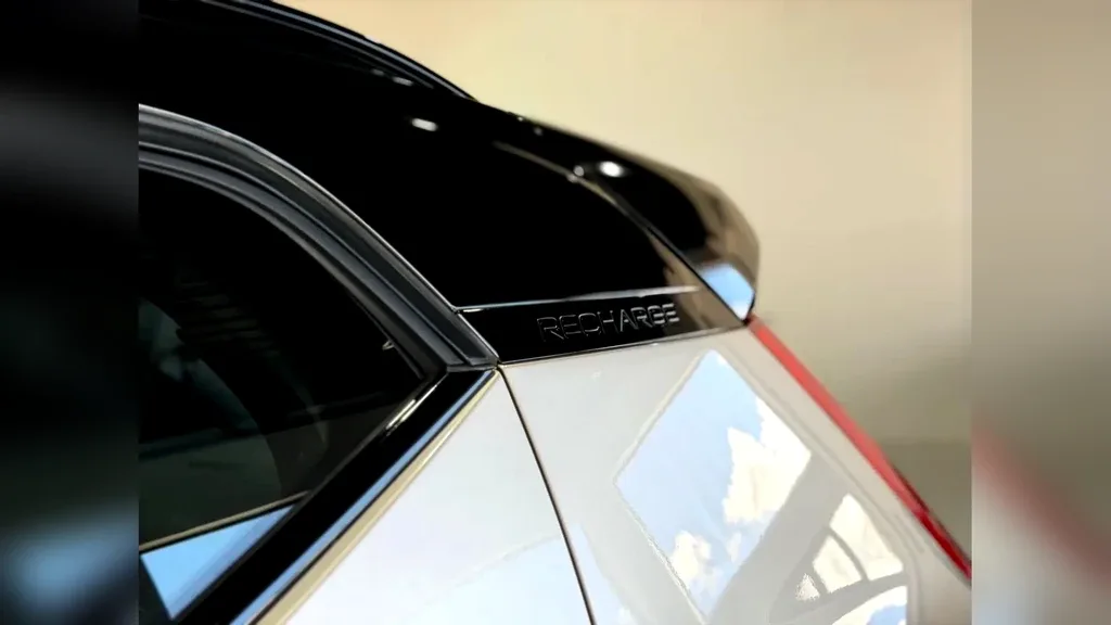 Volvo XC40 Recharge - Imagem 7