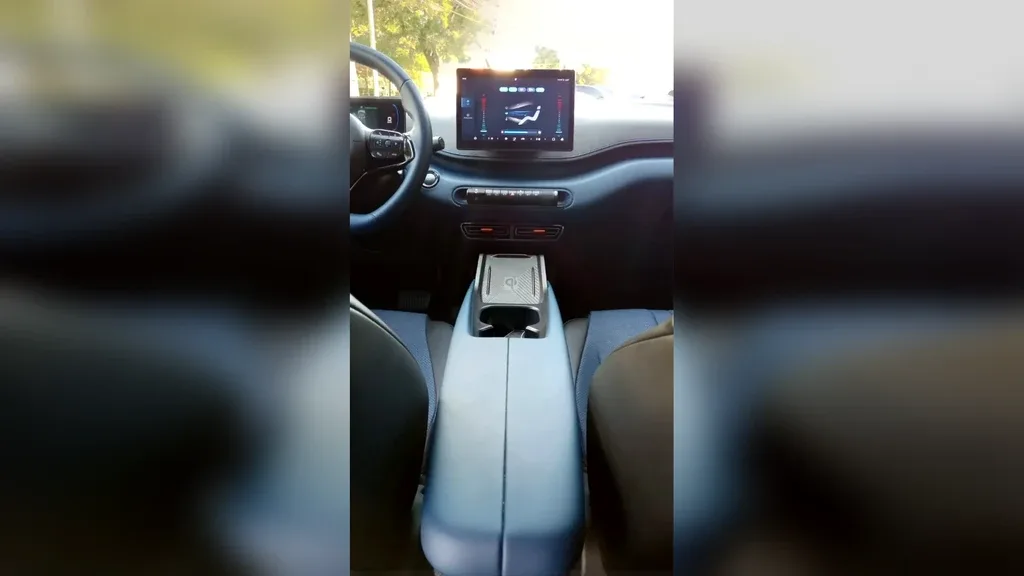 BYD Dolphin Mini - Imagem 12