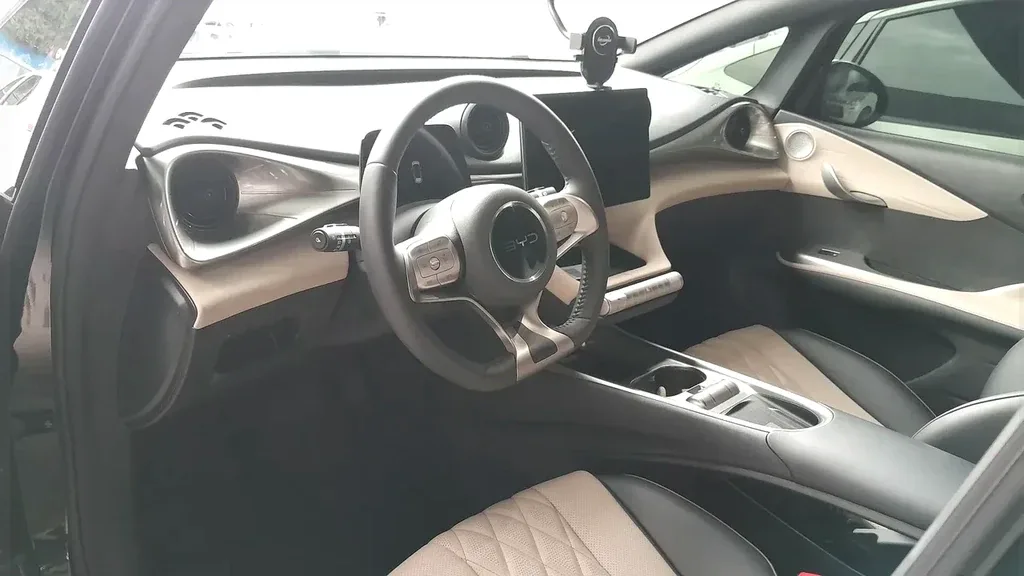 BYD Dolphin - Imagem 9