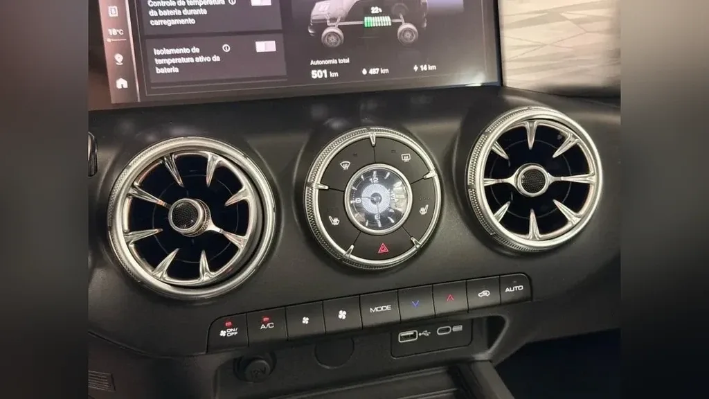 GWM Tank 300 Plug-in Hybrid - Imagem 18