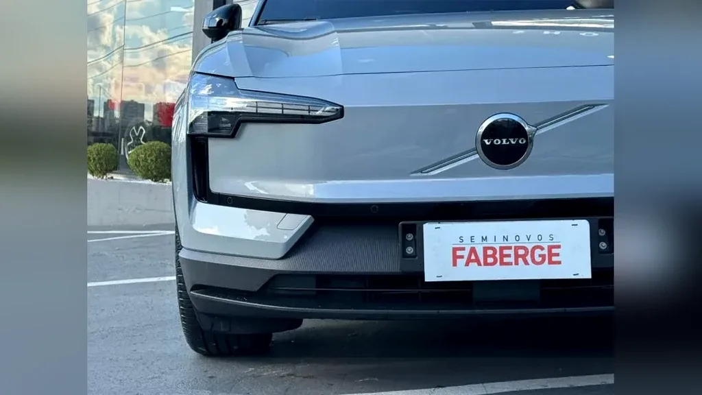 Volvo EX30 - Imagem 2