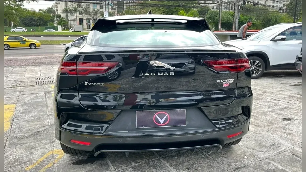 Jaguar I-pace - Imagem 7