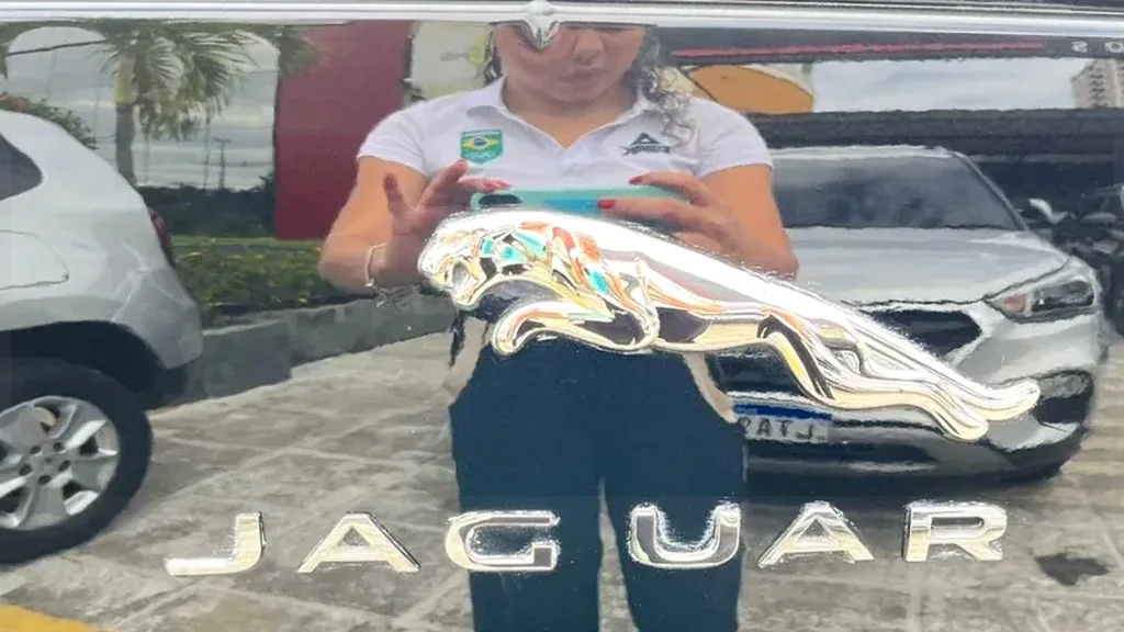 Jaguar I-pace - Imagem 12