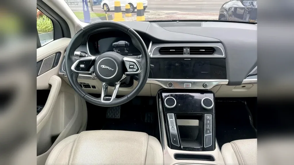 Jaguar I-pace - Imagem 17