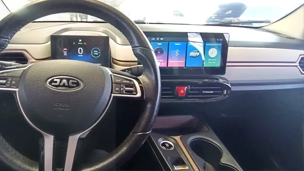 JAC E-JS1 - Imagem 12