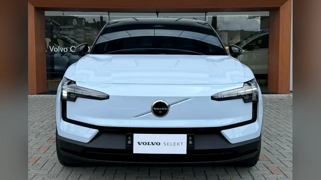 Volvo EX30 - Imagem 2