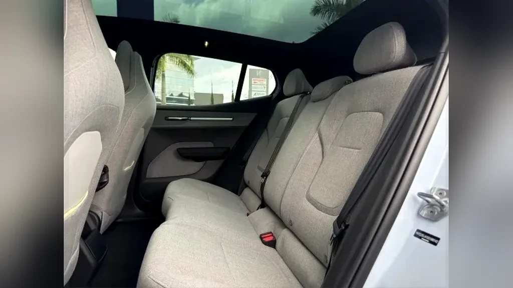 Volvo EX30 - Imagem 14