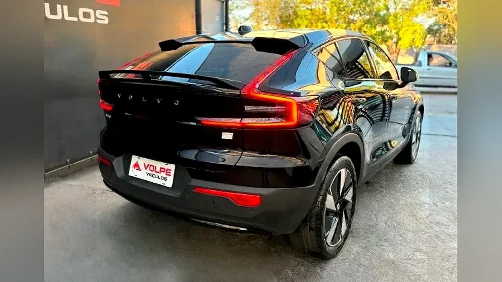 Volvo C40 Recharge - Imagem 4
