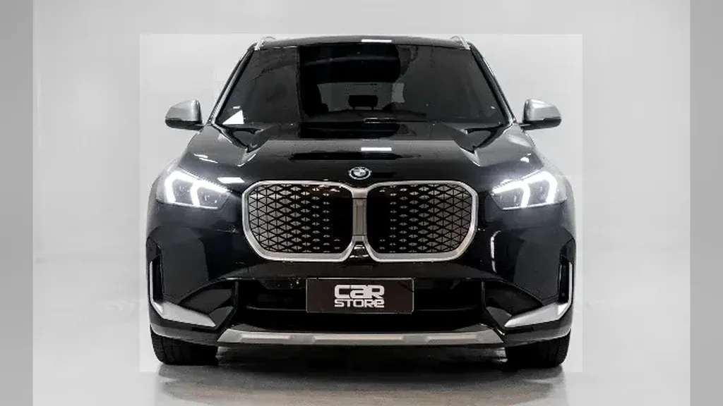 BMW IX1 - Imagem 2