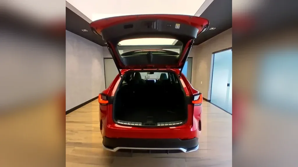 Lexus Nx 450h+ Plug-in Hybrid - Imagem 6