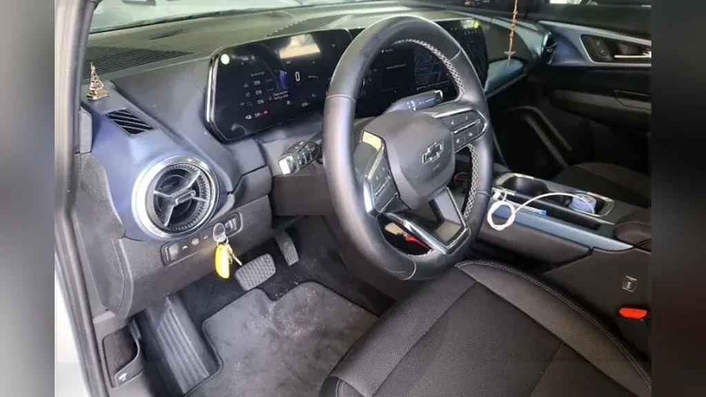 Chevrolet Equinox EV - Imagem 8