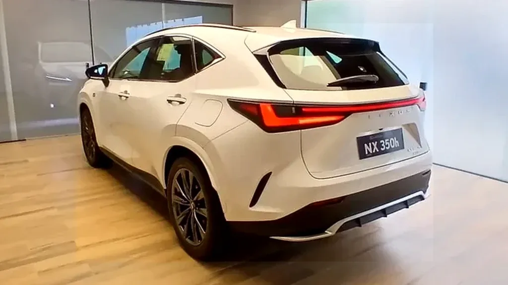 Lexus Nx 450h+ Plug-in Hybrid - Imagem 4
