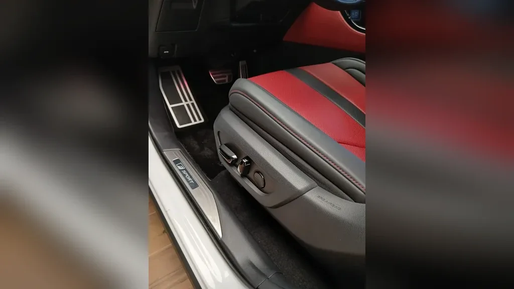 Lexus Nx 450h+ Plug-in Hybrid - Imagem 13