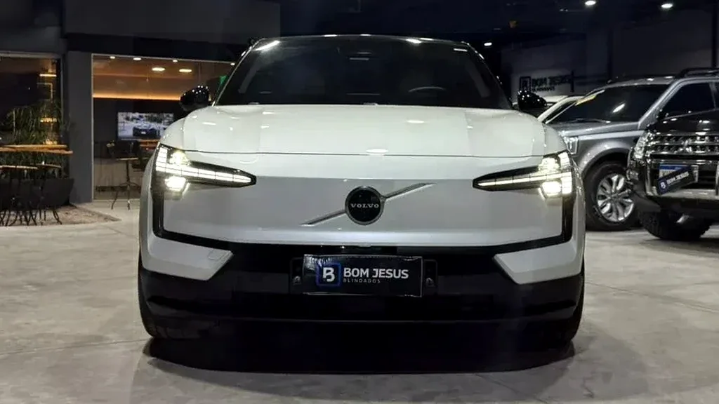 Volvo EX30 - Imagem 7
