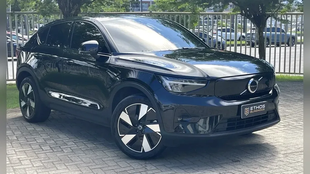 Volvo C40 Recharge - Imagem 4