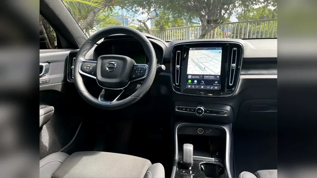 Volvo C40 Recharge - Imagem 13