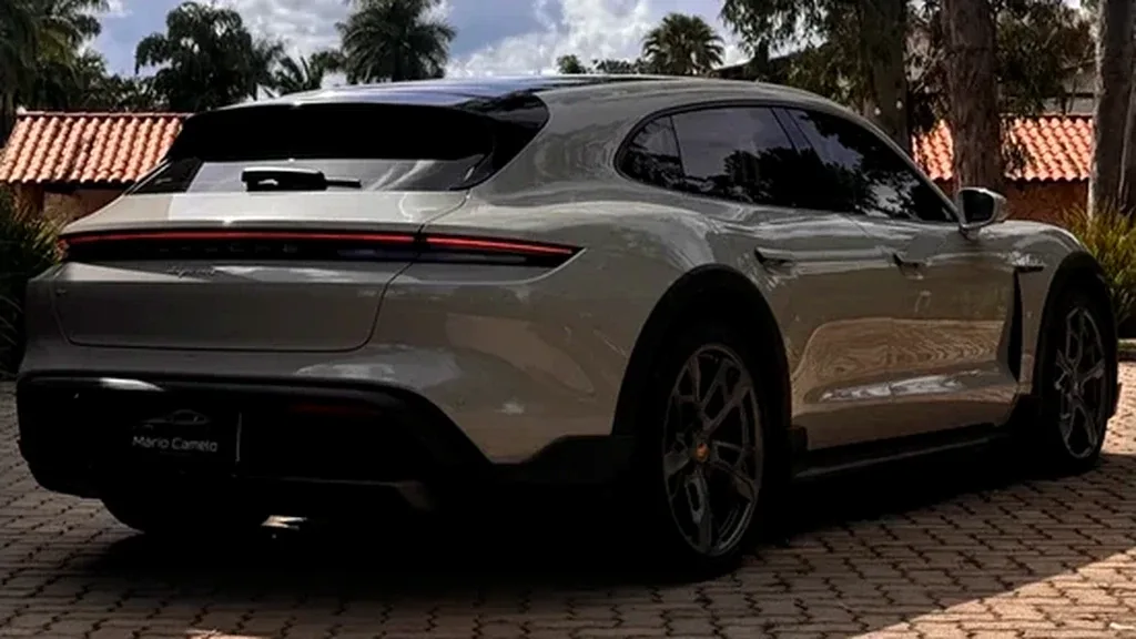 Porsche Taycan - Imagem 6