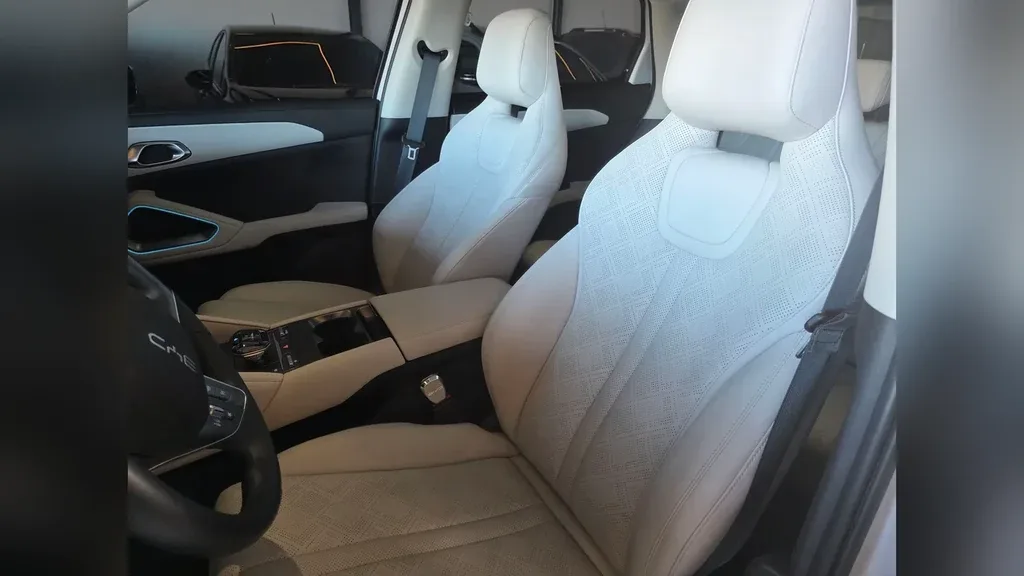 BYD Yuan Pro - Imagem 8