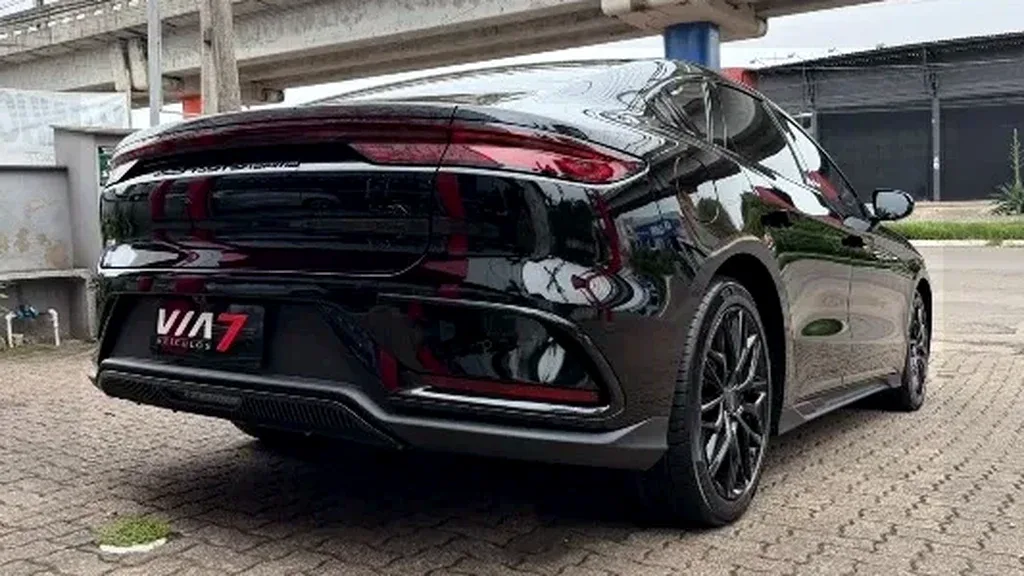 BYD Han - Imagem 11
