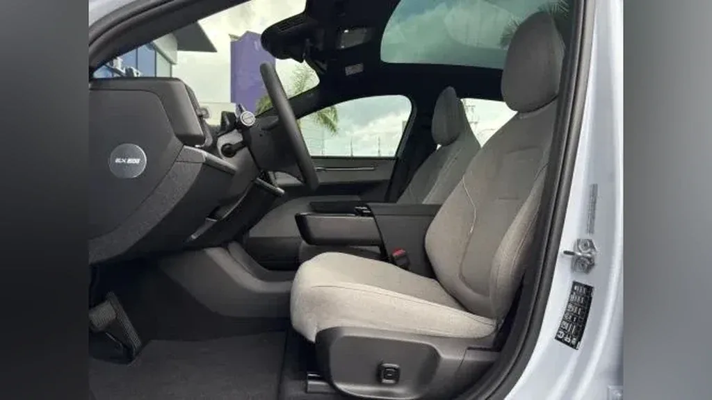 Volvo EX30 - Imagem 11