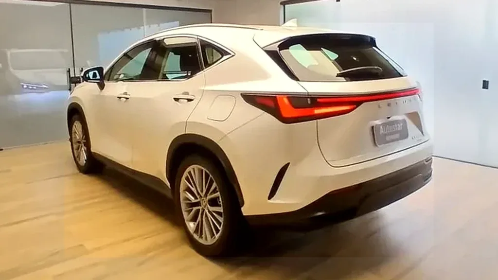 Lexus Nx - Imagem 4