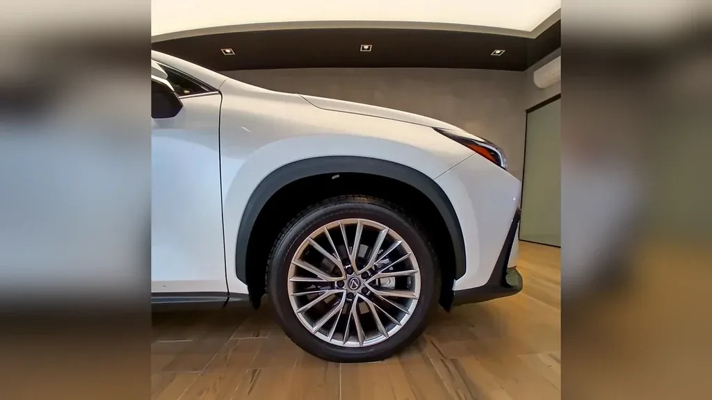 Lexus Nx - Imagem 8
