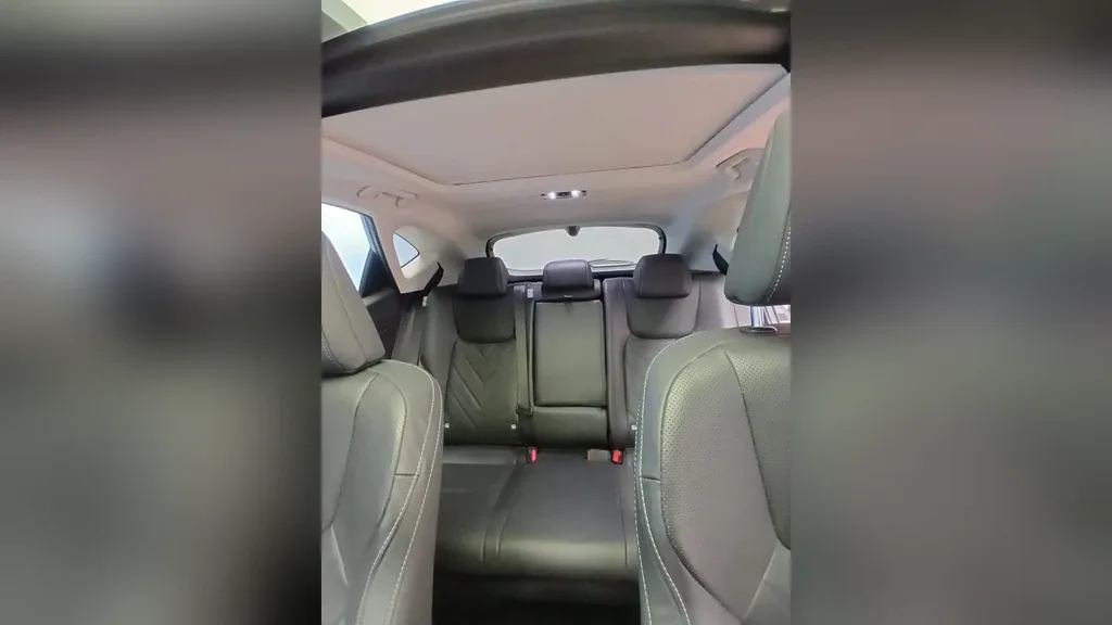 Lexus Nx 450h+ - Imagem 18