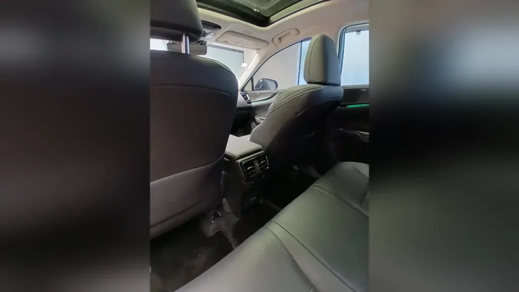 Lexus Nx 450h+ - Imagem 19