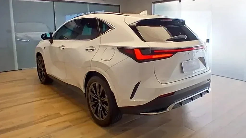 Lexus Nx - Imagem 4