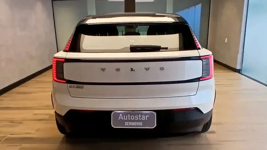 Volvo EX30 - Imagem 5