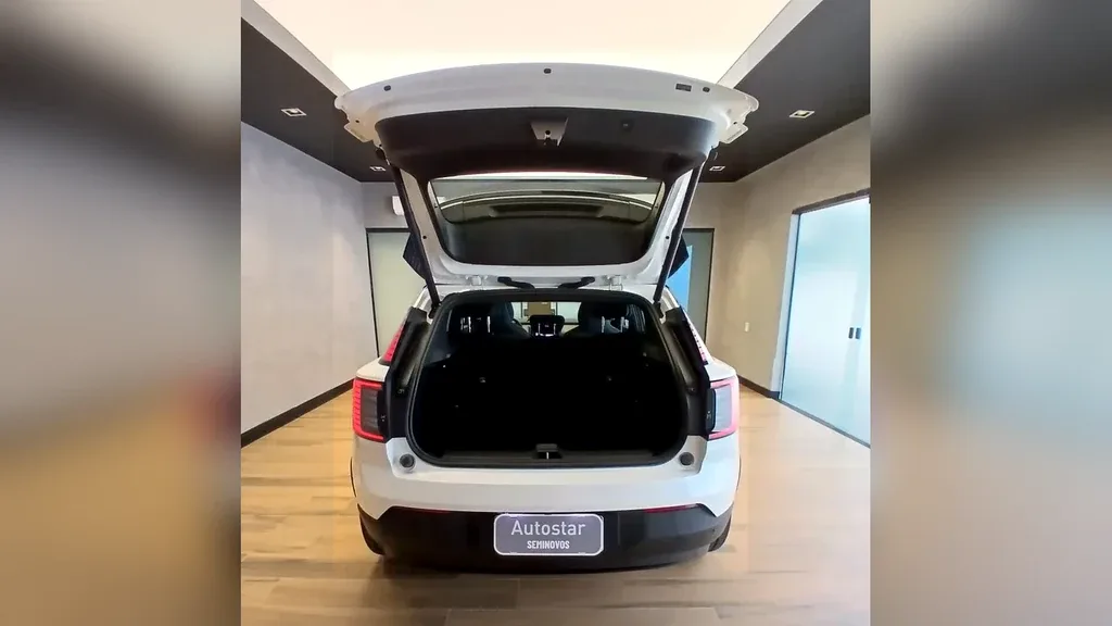 Volvo EX30 - Imagem 6