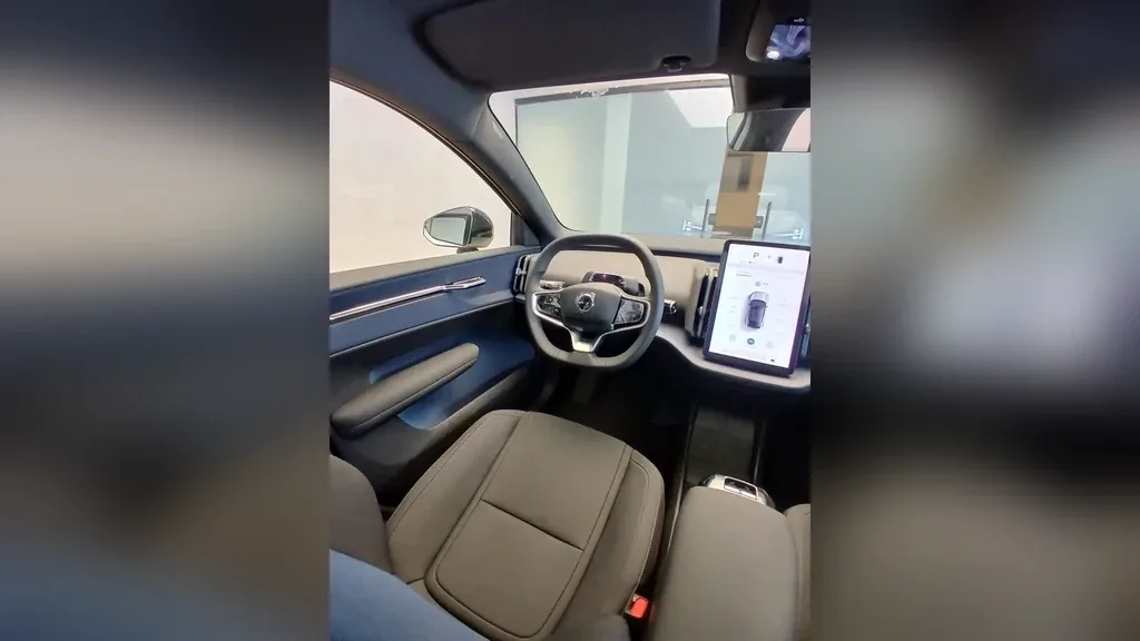 Volvo EX30 - Imagem 14