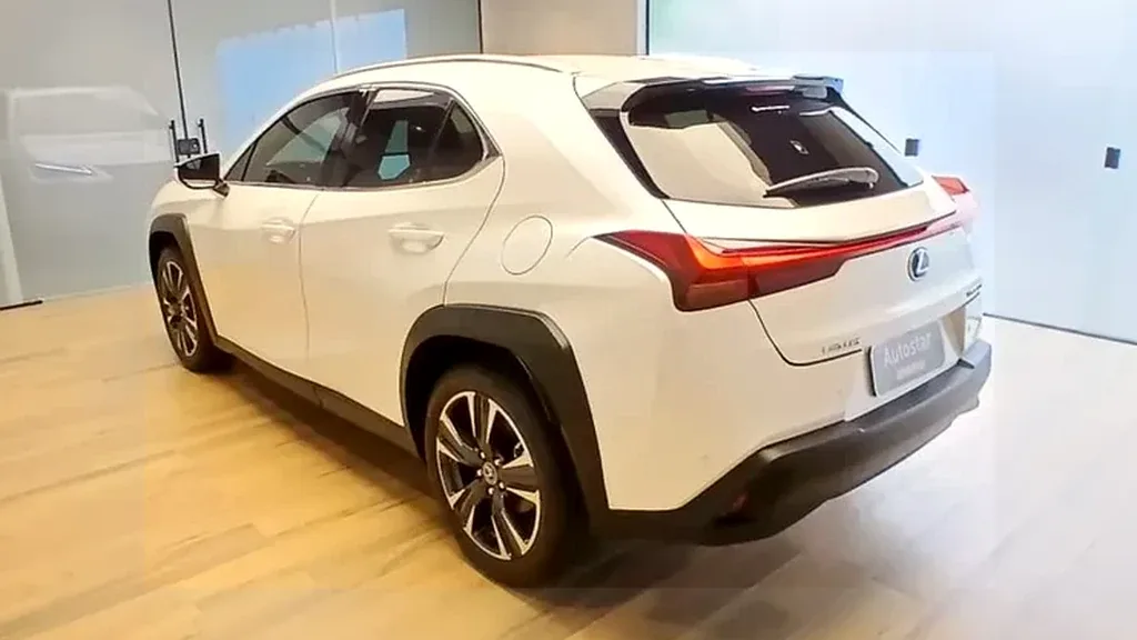 Lexus Ux 300e - Imagem 4